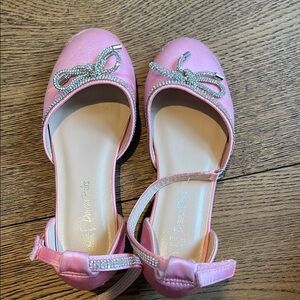 Dream Pairs Pink Flats with Rhinestone Bow